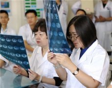 北京大学肿瘤医院专家团队公益活动走进山东临朐